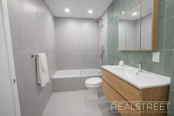 2 bedrooms apartment for rent in Downtown Brooklyn - Brooklyn, New York