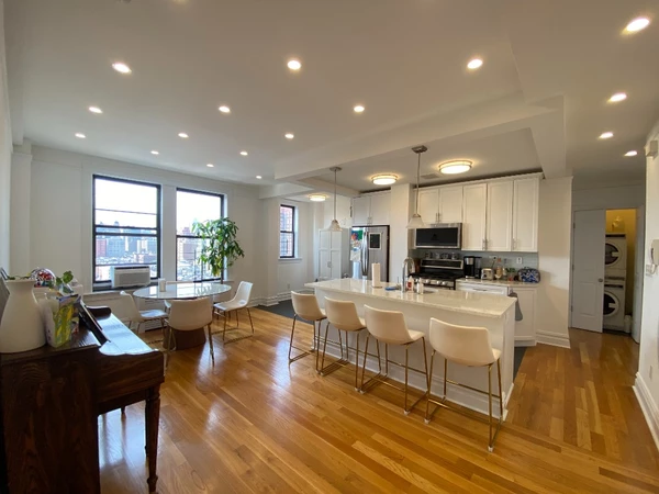 3 bedrooms apartment for rent in Upper West Side - Manhattan, New York