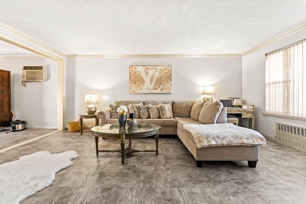 3 bedrooms apartment for rent in Flatlands - Brooklyn, New York