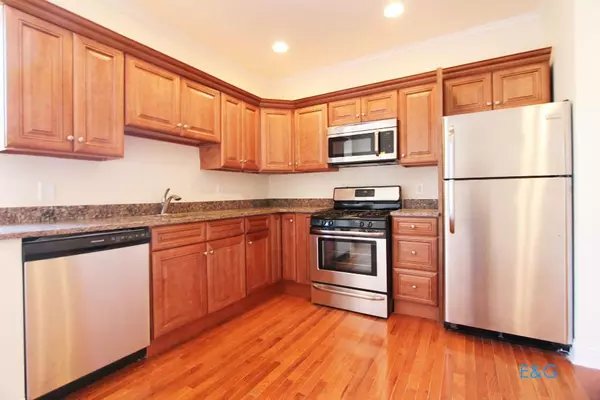 4 bedrooms apartment for rent in Washington Heights - Manhattan, New York