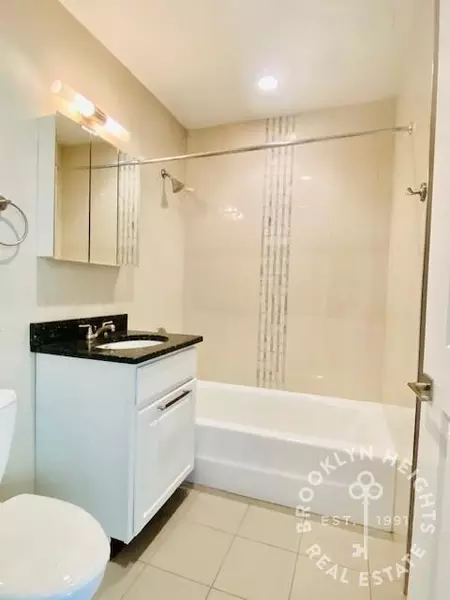 2 bedrooms apartment for rent in Brooklyn Heights - Brooklyn, New York