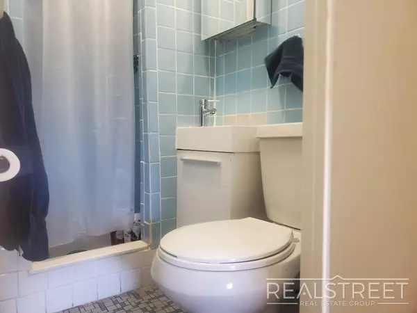 Studio Apartment for rent in Brooklyn Heights - Brooklyn, New York