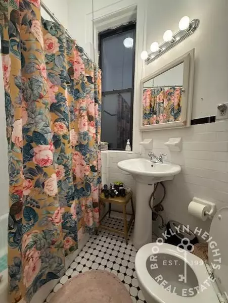 Studio Apartment for rent in Brooklyn Heights - Brooklyn, New York