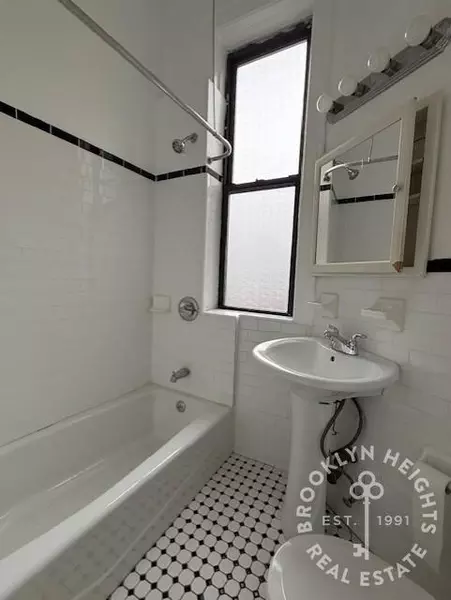 Studio Apartment for rent in Brooklyn Heights - Brooklyn, New York