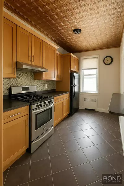 2 bedrooms apartment for rent in Middle Village - Queens, New York