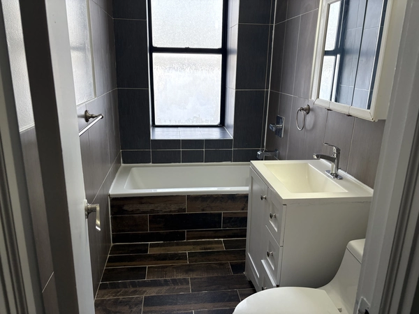 3 bedrooms apartment for rent in Washington Heights - Manhattan, New York