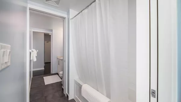 Coliving in Financial District TO - Downtown TO, Toronto