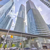 Coliving in Financial District TO - Downtown TO, Toronto