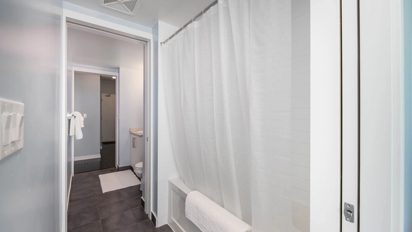 Coliving in Financial District TO - Downtown TO, Toronto