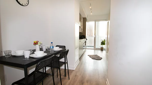 Coliving in Yonge-Bay Corridor - Downtown TO, Toronto