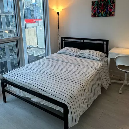 Coliving in Entertainment District - Downtown TO, Toronto