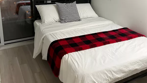 Coliving in Entertainment District - Downtown TO, Toronto