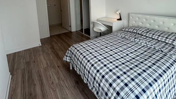 Coliving in Mississauga - Mississauga, Toronto