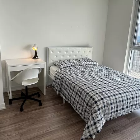 Coliving in Mississauga - Mississauga, Toronto