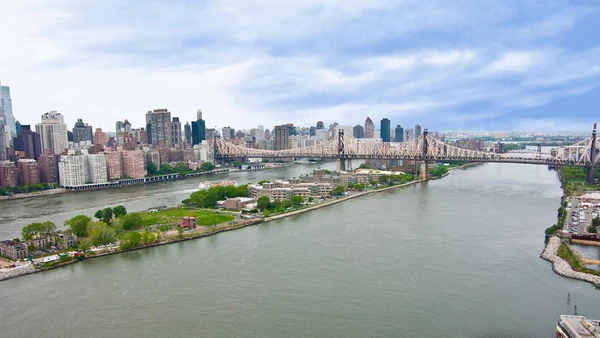 2 bedrooms apartment for rent in LIC - Queens, New York