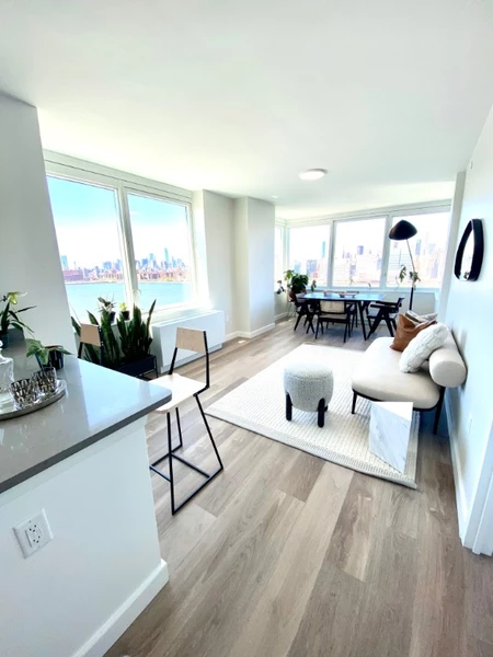 3 bedrooms apartment for rent in LIC - Queens, New York