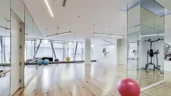 Coliving in Financial District TO - Downtown TO, Toronto