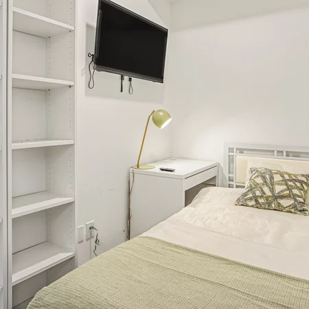 Coliving in Downtown Yonge East - Downtown TO, Toronto