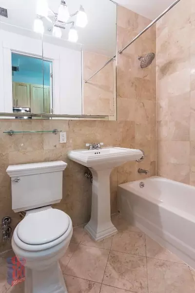 3 bedrooms apartment for rent in East Village - Manhattan, New York