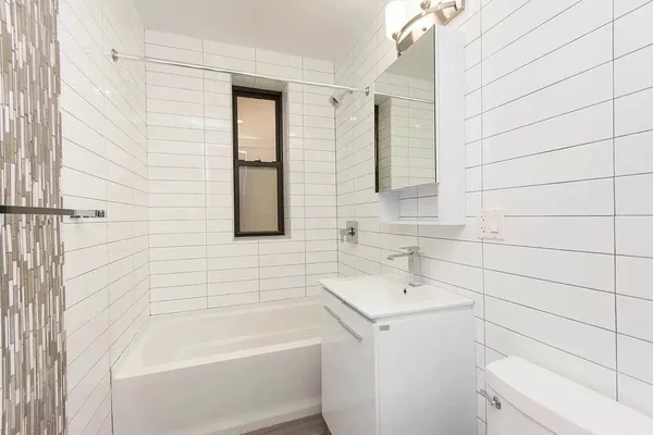 2 bedrooms apartment for rent in Washington Heights - Manhattan, New York