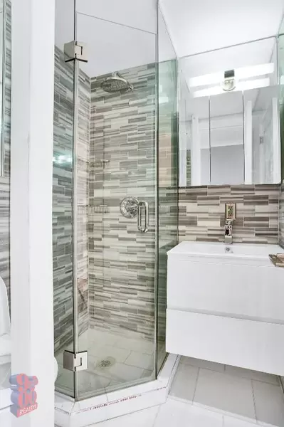 3 bedrooms apartment for rent in Upper East Side - Manhattan, New York