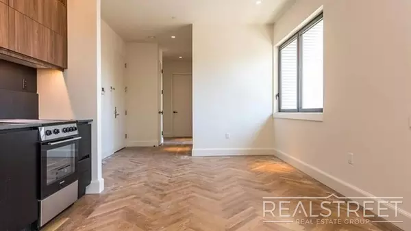 3 bedrooms apartment for rent in Downtown Brooklyn - Brooklyn, New York