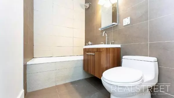 2 bedrooms apartment for rent in Downtown Brooklyn - Brooklyn, New York