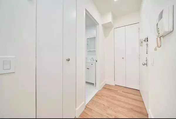 Studio Apartment for rent in Midtown West - Manhattan, New York