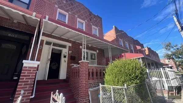 2 bedrooms apartment for rent in East New York - Brooklyn, New York
