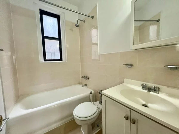 Studio Apartment for rent in The Bronx - The Bronx, New York