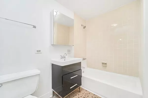 Studio Apartment for rent in Midtown West - Manhattan, New York