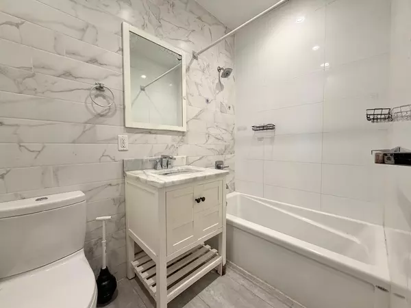 Coliving in Astoria - Queens, New York