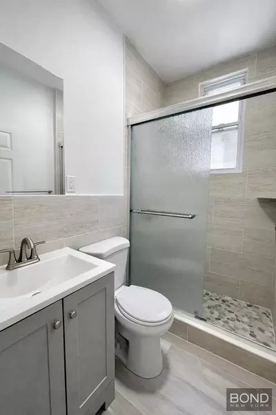 3 bedrooms apartment for rent in Ridgewood - Queens, New York