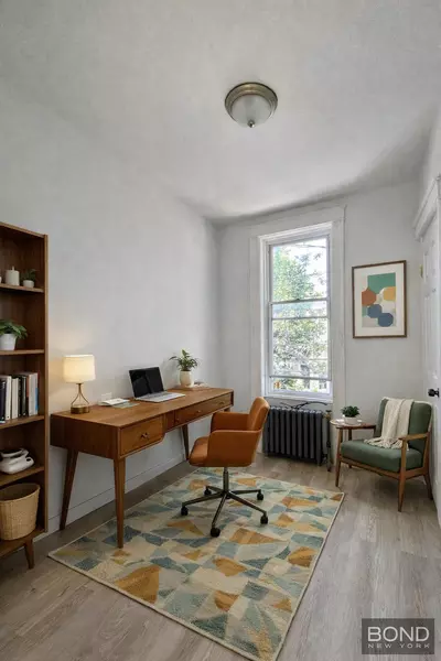 3 bedrooms apartment for rent in Ridgewood - Queens, New York