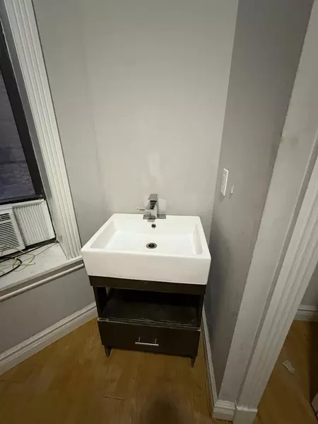 Studio Apartment for rent in Midtown West - Manhattan, New York
