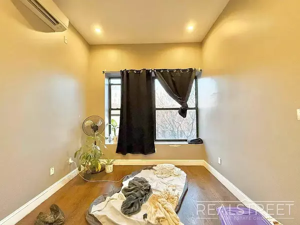2 bedrooms apartment for rent in Ridgewood - Queens, New York