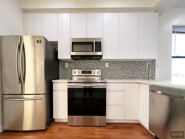 2 bedrooms apartment for rent in Sunnyside - Queens, New York