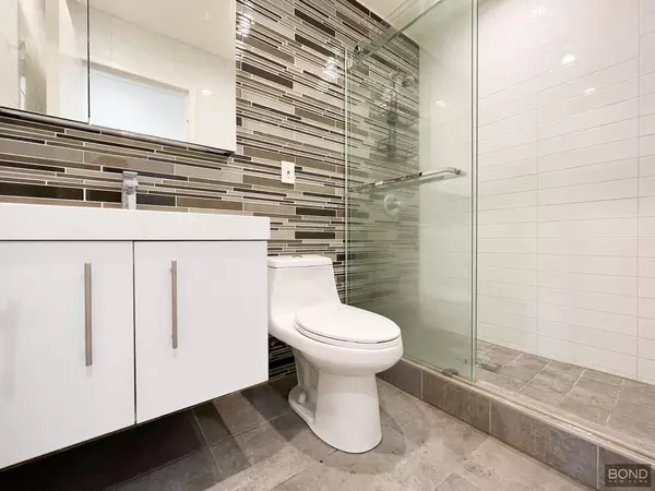 2 bedrooms apartment for rent in Sunnyside - Queens, New York