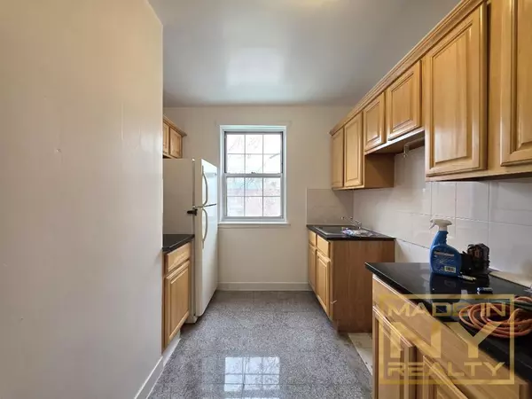 1 bedroom apartment for rent in Jamaica Hills - Queens, New York