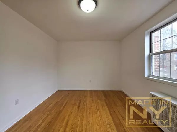 1 bedroom apartment for rent in Jamaica Hills - Queens, New York