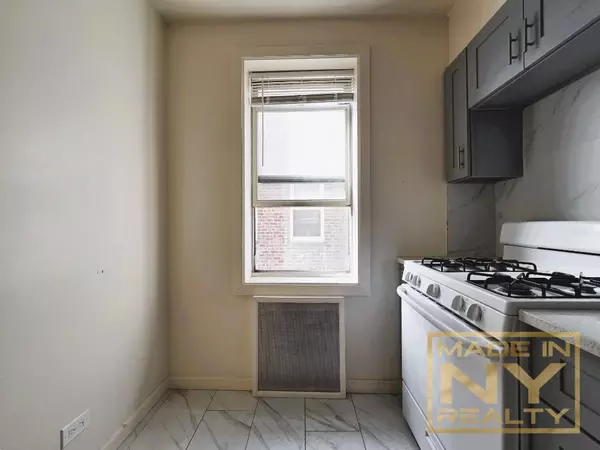 2 bedrooms apartment for rent in Rego Park - Queens, New York