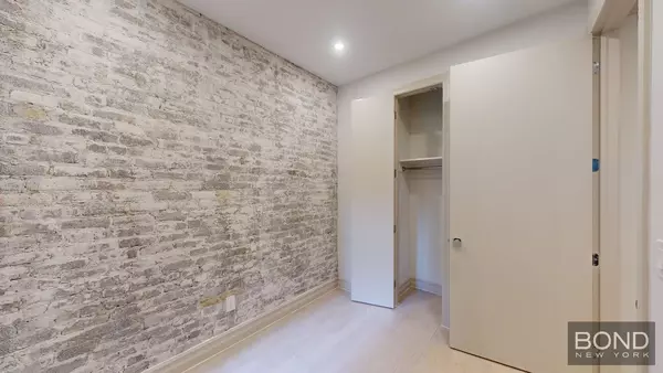 4 bedrooms apartment for rent in Greenpoint - Brooklyn, New York