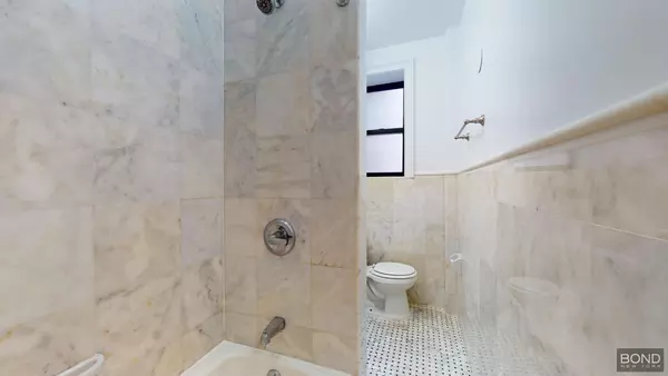 3 bedrooms apartment for rent in Midtown West - Manhattan, New York