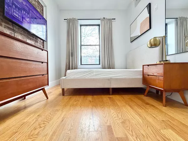 Coliving in Astoria - Queens, New York