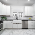 Room for rent in Near Eastside #8