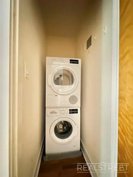 4 bedrooms apartment for rent in Flatbush Ditmas Park - Brooklyn, New York