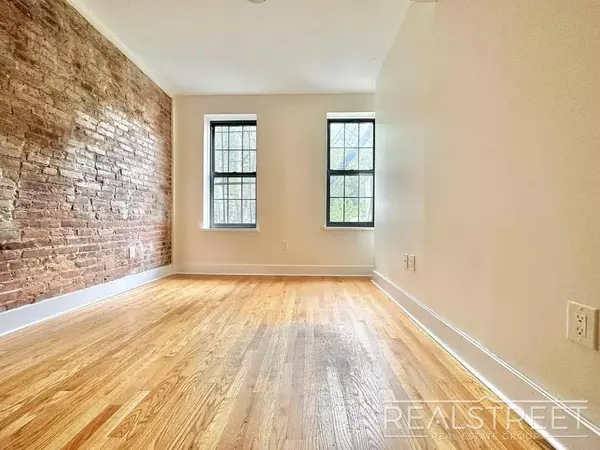 4 bedrooms apartment for rent in Flatbush Ditmas Park - Brooklyn, New York