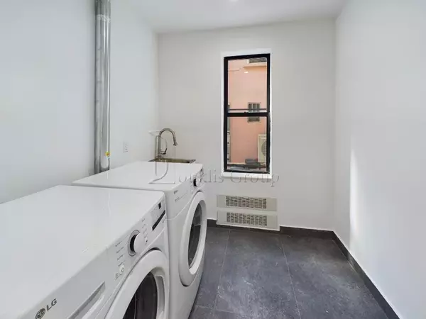 2 bedrooms apartment for rent in Astoria - Queens, New York