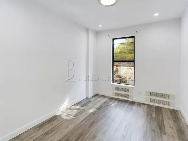 2 bedrooms apartment for rent in Astoria - Queens, New York