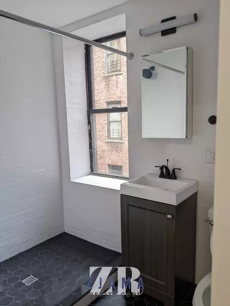 3 bedrooms apartment for rent in Flatbush Ditmas Park - Brooklyn, New York